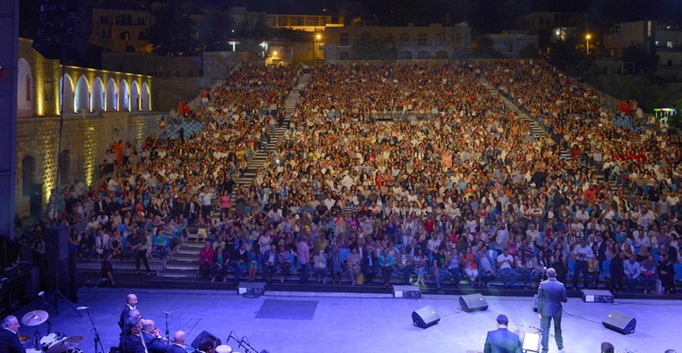Kadim Al Sahir at Beiteddine